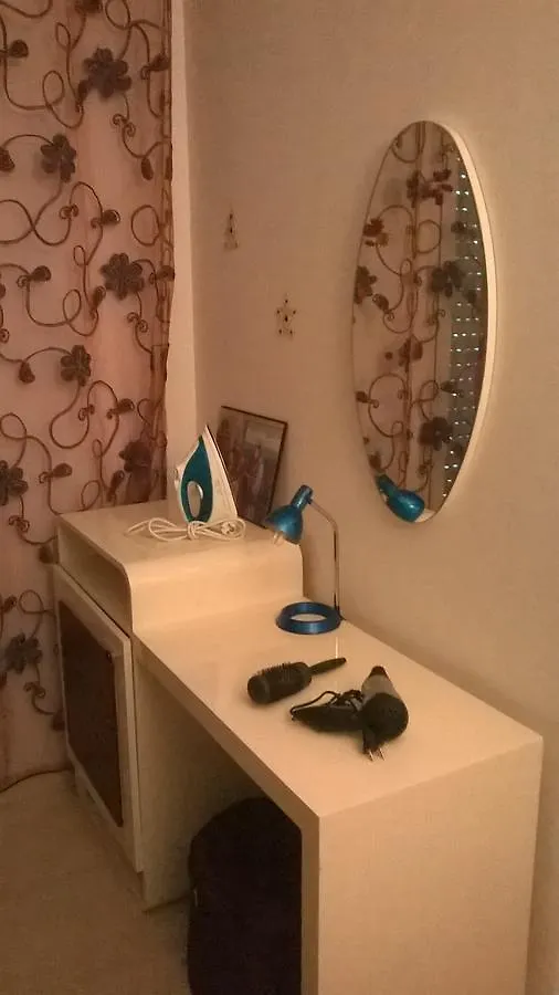 Apartment Ferienwohnung Happy House Ennasr Ariana