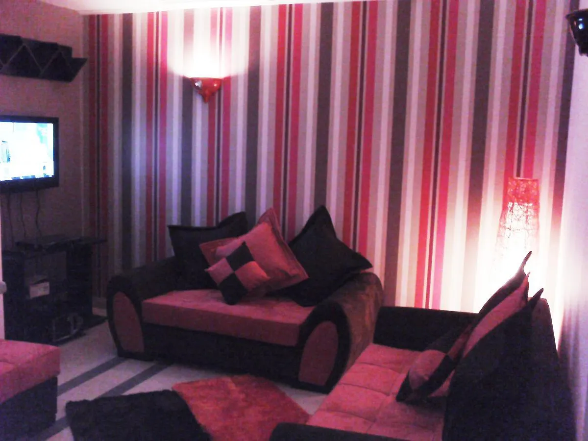 Ferienwohnung Happy House Ennasr Ariana Apartment