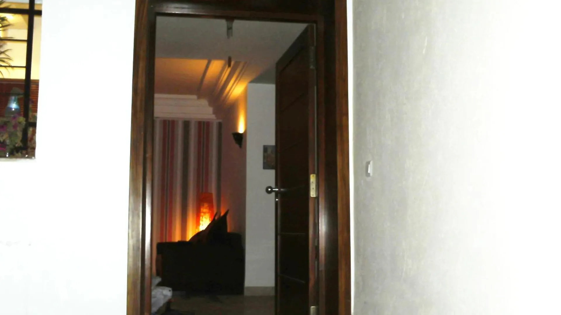Ferienwohnung Happy House Ennasr Ariana